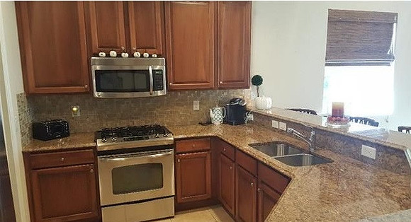 Kitchen - Before