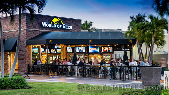 World of Beer, South Cleveland Avenue, Fort Myers, FL