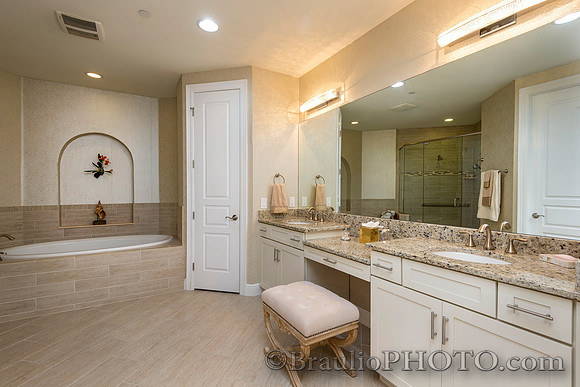 Master Bath - 4671-4673_1