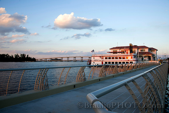 Caloosahatchee River, Downtown